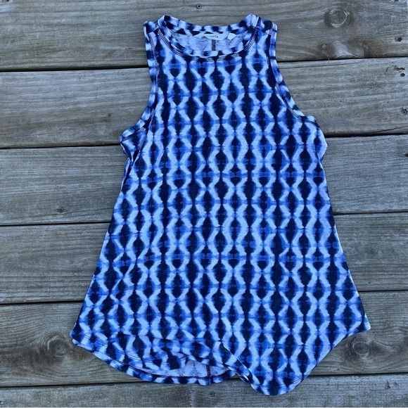 Athleta Blue Breezy Print Tie Dye Tank Top Size XXS - Picture 3 of 11